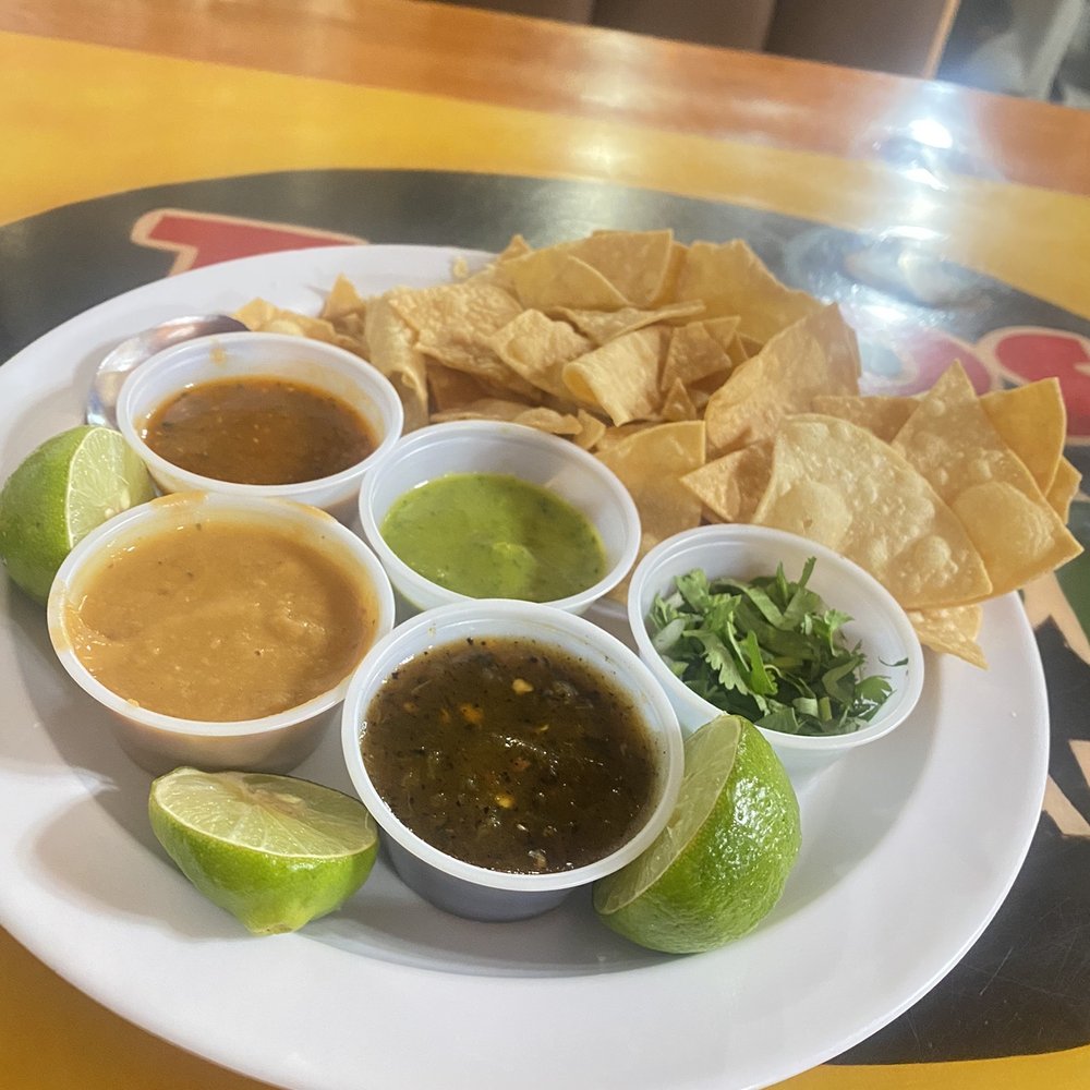 Chips and salsa's Chips and salsa's