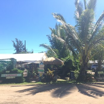 Auntys Lil Green Hut - Front view - Food Stands Near Me - Kahuku, Hawaii Auntys Lil Green Hut - Front view - Food Stands Near Me - Kahuku, Hawaii