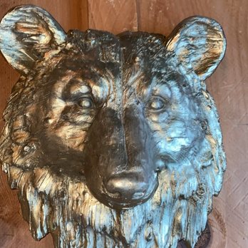 The Bear Trap - Decor - Beer Bar Near Me - Big Bear Lake, California
