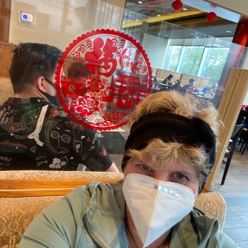 Han Palace - Here to get a delicious duck and dim sum. Place pretty busy and beautiful as ever. - Dim Sum Near Me - McLean, Virginia