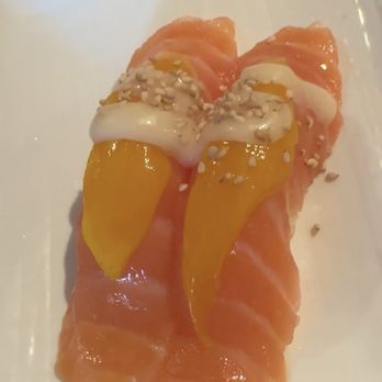 Yomama Sushi - Salmon mango - Sushi Bars Near Me - Camarillo, California Yomama Sushi - Salmon mango - Sushi Bars Near Me - Camarillo, California
