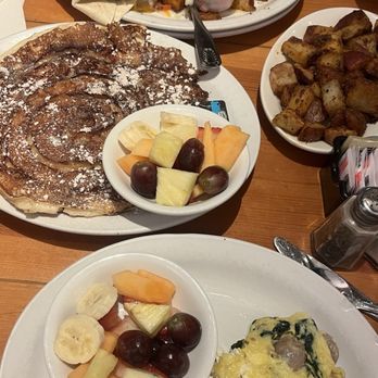 From Scratch Restaurant - From Scratch Breakfast Burrito, Pancake - Cinnamon Roll, Omelette - Breakfast & Brunch Near Me - Carmel, California From Scratch Restaurant - From Scratch Breakfast Burrito, Pancake - Cinnamon Roll, Omelette - Breakfast & Brunch Near Me - Carmel, California