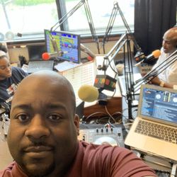 DEEJAY 007 - DJ Services on WURD radio station in Philadelphia.