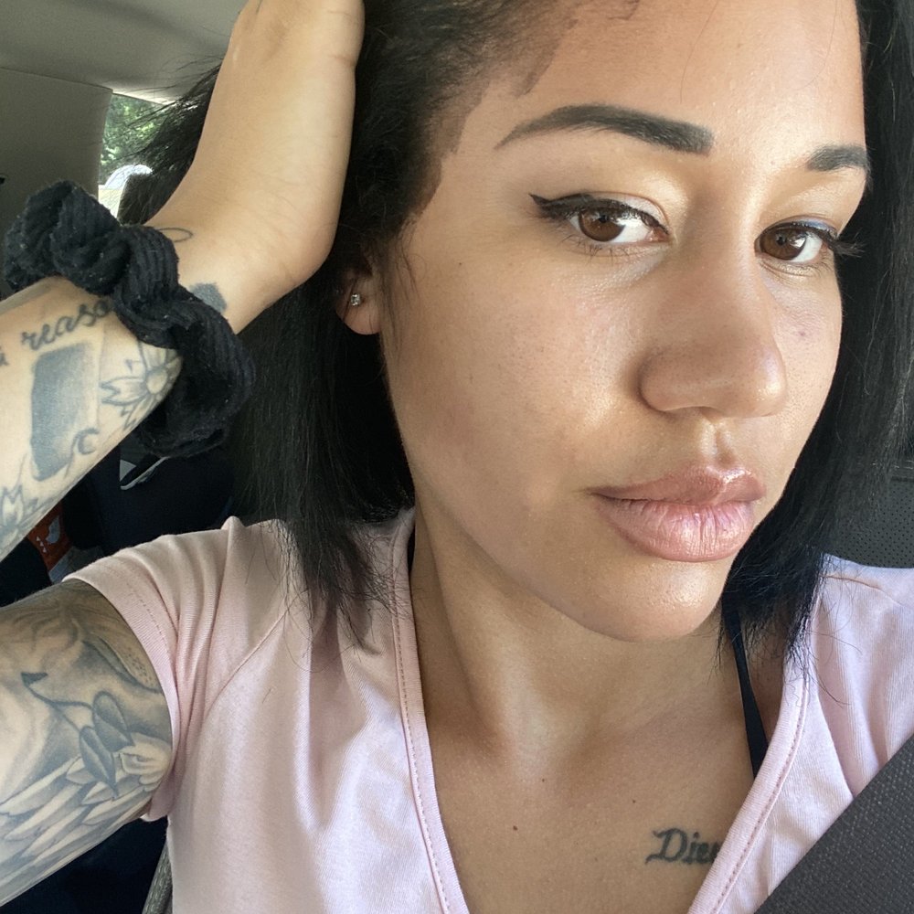 That stain though! Why would you EVER let your client walk out like that? Especially after they tipped you 34% of a service? That stain though! Why would you EVER let your client walk out like that? Especially after they tipped you 34% of a service?