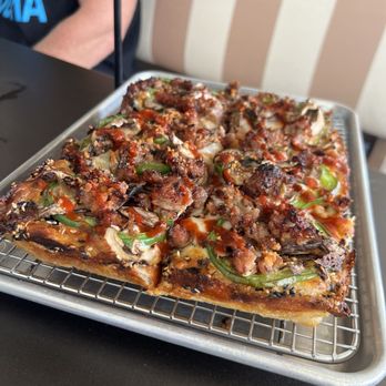 Emmy Squared Pizza - Seoul Mate Pizza (8x10) - Pizza Near Me - Fort Lauderdale, Florida Emmy Squared Pizza - Seoul Mate Pizza (8x10) - Pizza Near Me - Fort Lauderdale, Florida