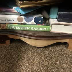 Nightstand pre Larry