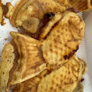 Kichi Taiyaki - Japanese Desserts Cafe - Sweet and savory taiyaki - taro, tuna, pepperoni and mozzarella - Ice Cream & Frozen Yogurt Near Me - Brandon, Florida