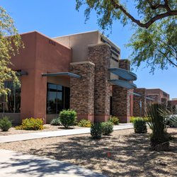 Barnet Dulaney Perkins Eye Center - Exterior view of Barnet Dulaney Scottsdale location.