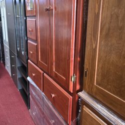 Esmeralda's Furniture - All types of closets