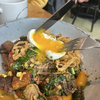 Ruthie's All-Day - Brisket Hash - Barbeque Near Me - Arlington, Virginia Ruthie's All-Day - Brisket Hash - Barbeque Near Me - Arlington, Virginia