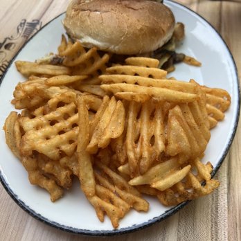 Willie Lill's Spirits & Kitchen - Smash Burger and Waffle Fries - Sports Bars Near Me - Chicago, Illinois
