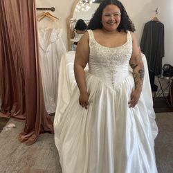Eleven Bridal Curvy Couture