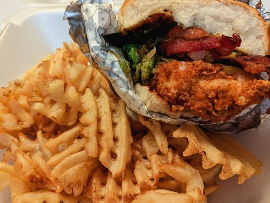 Pluckers Wing Bar by null