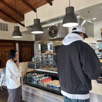 Maison Lodi - Cafes Near Me - Lodi, California