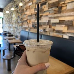 Red Kite - Iced carmilla latte
