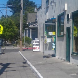 Benton Market