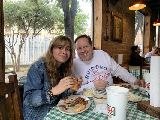 Sammy's Bar-B-Q by null