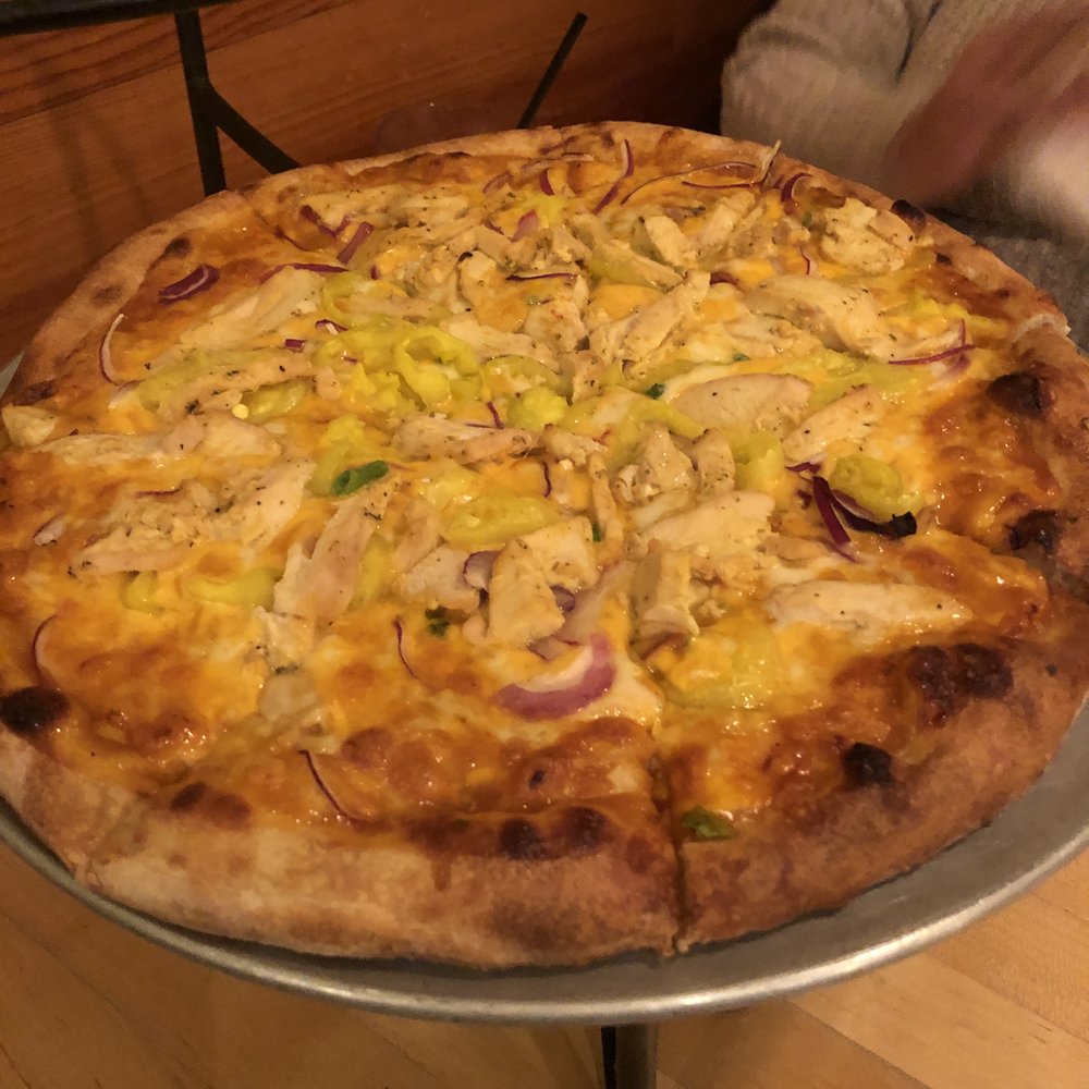Ten Cousins Brick Oven - Gold BBQ Chicken Pizza - Pizza Near Me - Westport, Massachusetts Ten Cousins Brick Oven - Gold BBQ Chicken Pizza - Pizza Near Me - Westport, Massachusetts