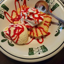 Effina's - Lemon pound cake
