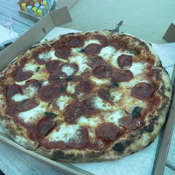 La Florizza Pizza - Margherita add pepperoni and xtra fresh mozz - Pizza Near Me - Spring Hill, Florida