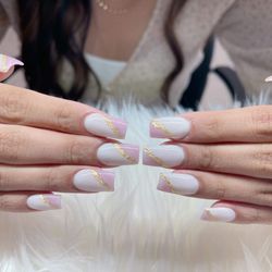 Dreams Nails