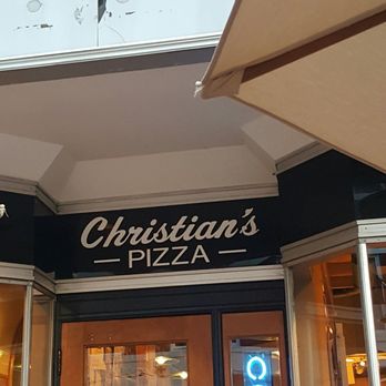 Christian's Pizza - Have a quick slice of pizza on the mall - Pizza Near Me - Charlottesville, Virginia