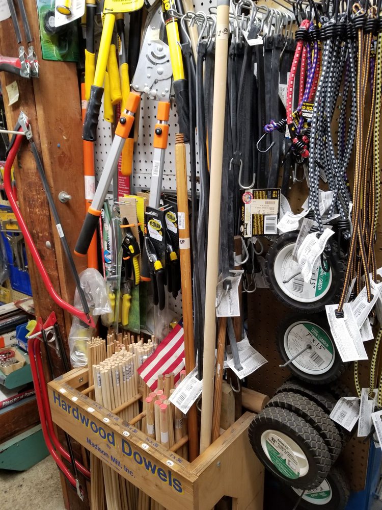 THOMPSON HARDWARE & SUPPLY Updated September 2024 457 Broad St