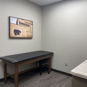 Xpress Wellness Urgent Care - Manhattan - Urgent Care Near Me - Manhattan, Kansas Xpress Wellness Urgent Care - Manhattan - Urgent Care Near Me - Manhattan, Kansas