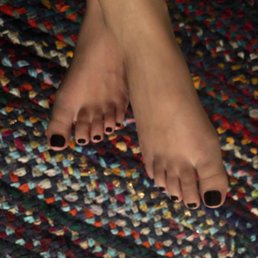 Nice work and didn't pressure me to get gel polish! Nice work and didn't pressure me to get gel polish!
