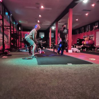 The Camp Transformation Center - Good form 6:00 pm class - Weight Loss Centers Near Me - Pasadena, California The Camp Transformation Center - Good form 6:00 pm class - Weight Loss Centers Near Me - Pasadena, California