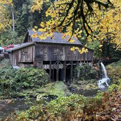 Cedar Creek Grist Mill
