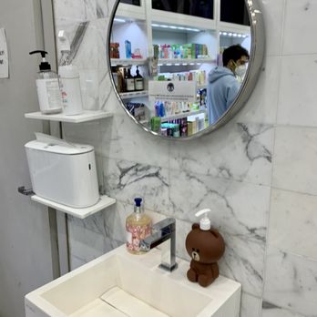 Besfren Beauty - Cosmetics & Beauty Supply Near Me - New York, New York