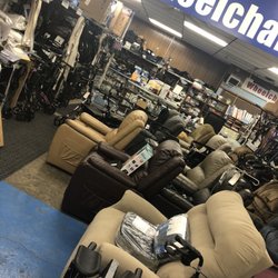 Powerlifting chairs