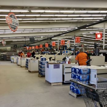 Fleet Farm - Front End Operations - Department Stores Near Me - Manitowoc, Wisconsin