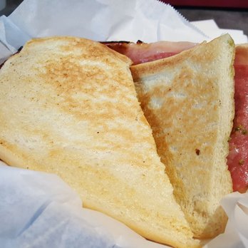 The Lunch Lounge - Breakfast & Brunch Near Me - Phoenix, Arizona
