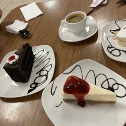 Bilu's - Desert: cheesecake, chocolate cake, tres leches, and an espresso