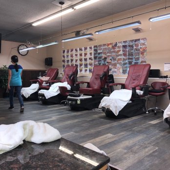 Full Set White Tip And Gel - I've been here for two hours and there has been one other customer other then myself - Nail Salons Near Me - La Puente, California Full Set White Tip And Gel - I've been here for two hours and there has been one other customer other then myself - Nail Salons Near Me - La Puente, California