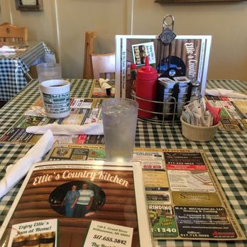 Ellie's Country Kitchen - Breakfast & Brunch Near Me - Williamston, Michigan