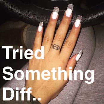 LaVi Nails - Nail Salons Near Me - Paramus, New Jersey