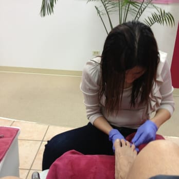 Tech Nail 2 - See Lucy - Nail Salons Near Me - Lake Zurich, Illinois