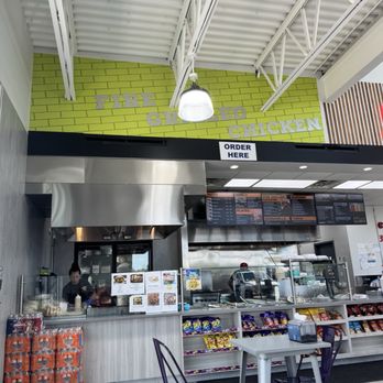 Pollo Caliente - Mexican Near Me - Austin, Texas