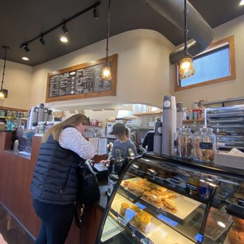 Brewed Awakenings Coffee Roasters - Ordering counter - Coffee & Tea Near Me - Sunriver, Oregon