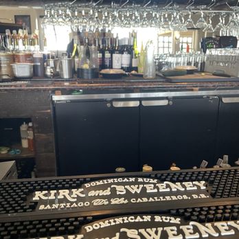 Leila by the Bay - The Bar - New American Near Me - Hercules, California Leila by the Bay - The Bar - New American Near Me - Hercules, California
