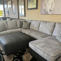 Furniture Pros - Sectional