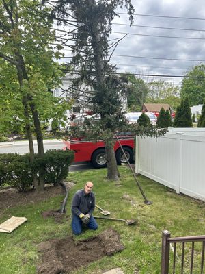 East-Nor Cesspool Svce Logo