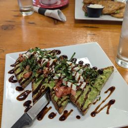 Avocado Toasts w/ Mozzarella Avocado Toasts w/ Mozzarella