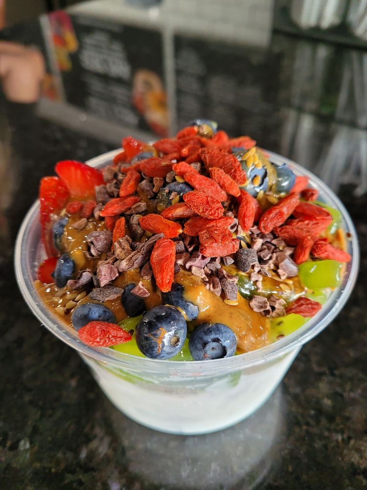 COCOBOWLZ Updated September 2024 17 Photos & 16 Reviews 2615