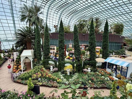 Flower Dome by null