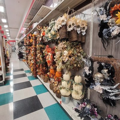 Michaels by null