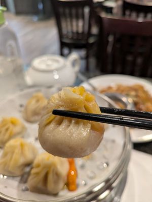 ShangHai Taste (Chinatown) by null